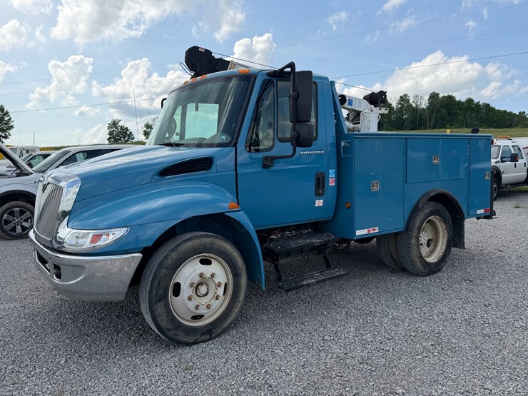 2007-international-durastar-4200-image-1