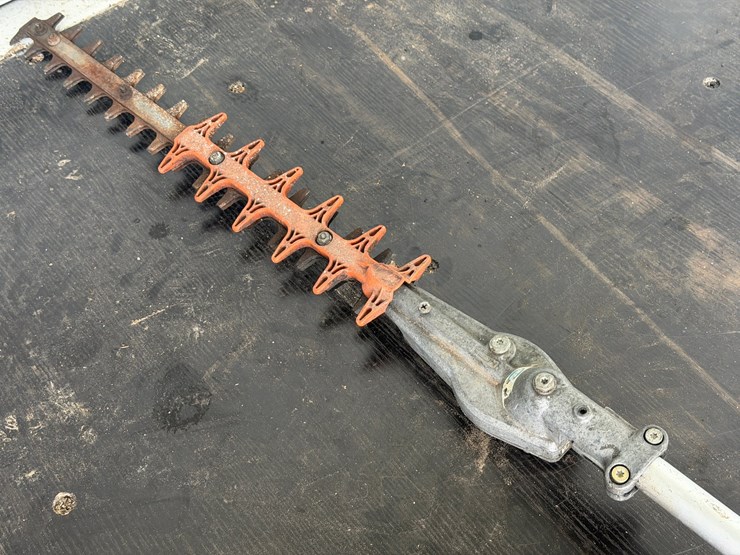 #6072-•-stihl-fs91-4'-hedge-trimmer-image-6