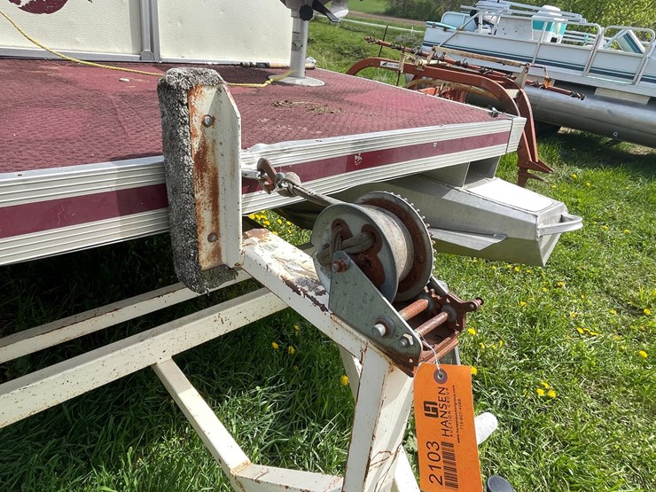 #2103-•-1990-kennedy-24'-supreme-pontoon-and-trailer-(has-wi-title)-image-42