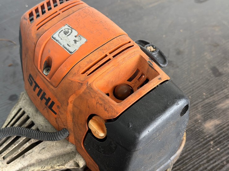 #6072-•-stihl-fs91-4'-hedge-trimmer-image-4