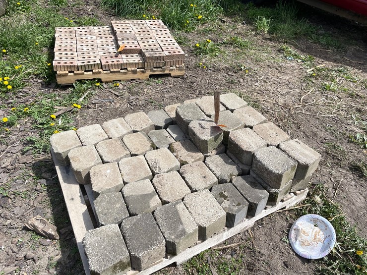 #2117-•-15"-landscape-bricks-image-3