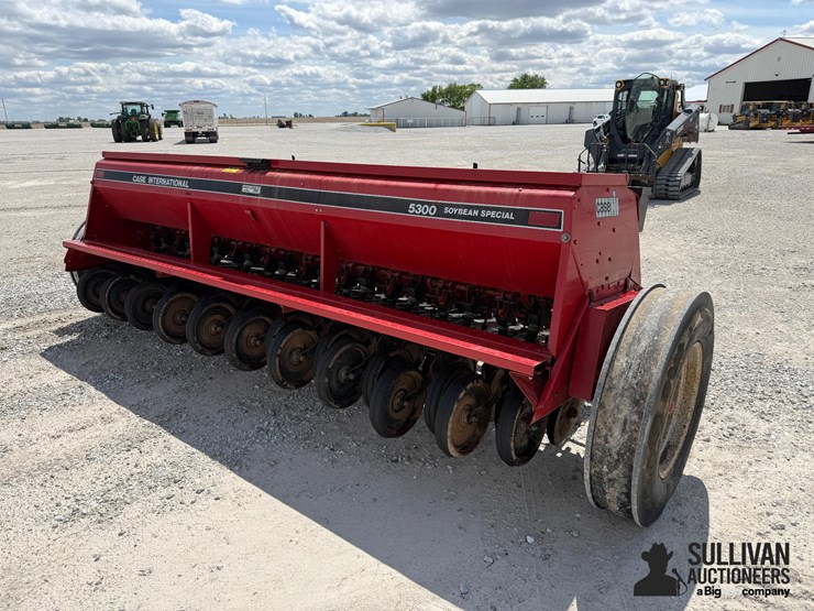 case-ih-5300-image-5