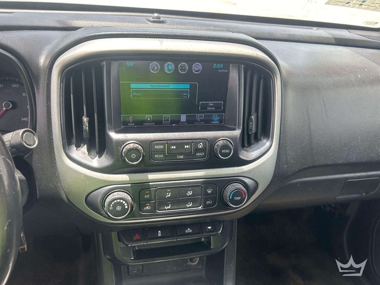 2016-chevrolet-colorado-image-15