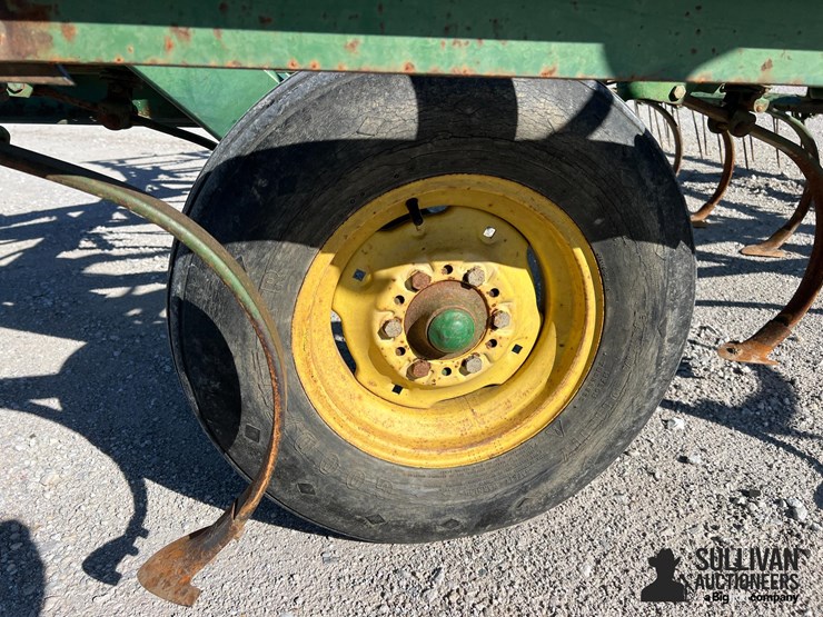 john-deere-1000-image-9