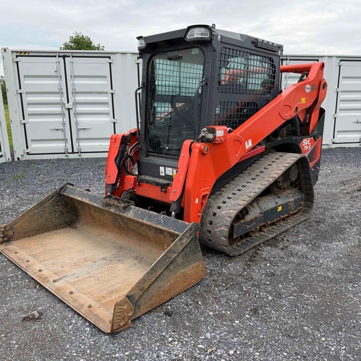 KUBOTA SVL75-3