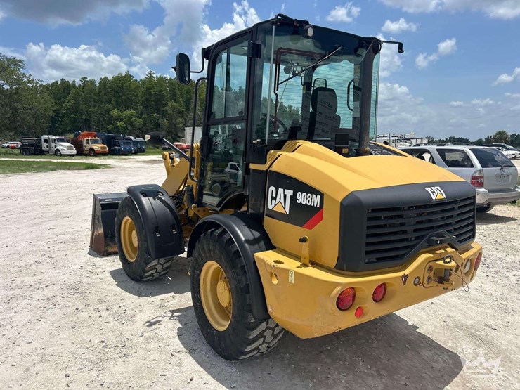 2018-caterpillar-908m-image-4