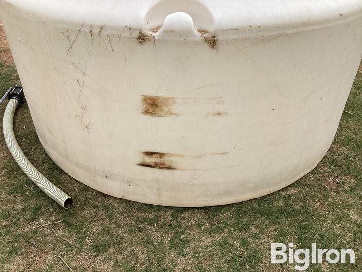 1,100-gallon-storage-tank-image-9