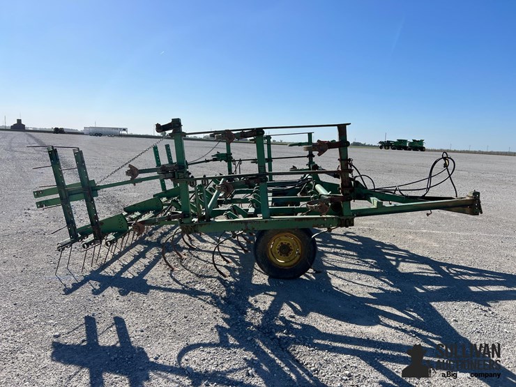 john-deere-1000-image-4