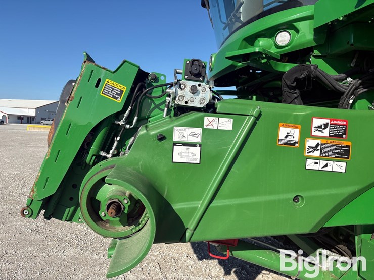 2022-john-deere-s780-image-15