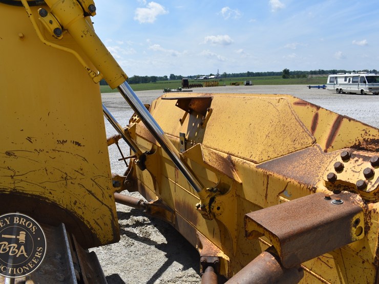2014-komatsu-d65wx-17-image-18