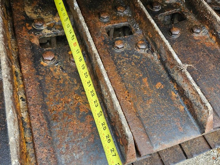 2010-deere-200d-lc-image-59