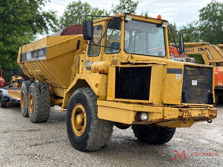 volvo-a25-image-1