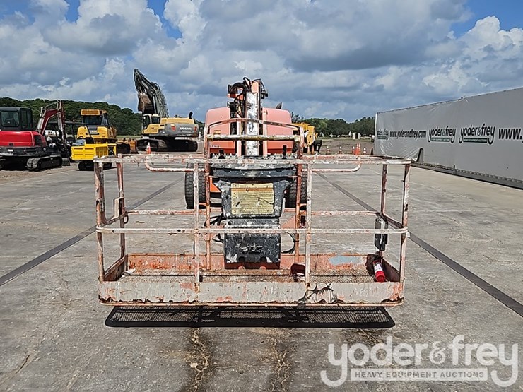 2018-jlg-660sj-image-12