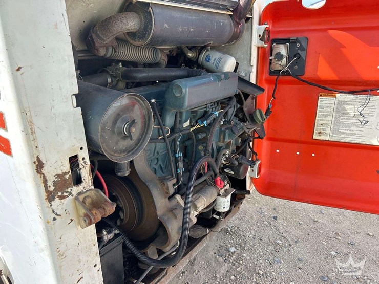 2005-bobcat-s185-image-8