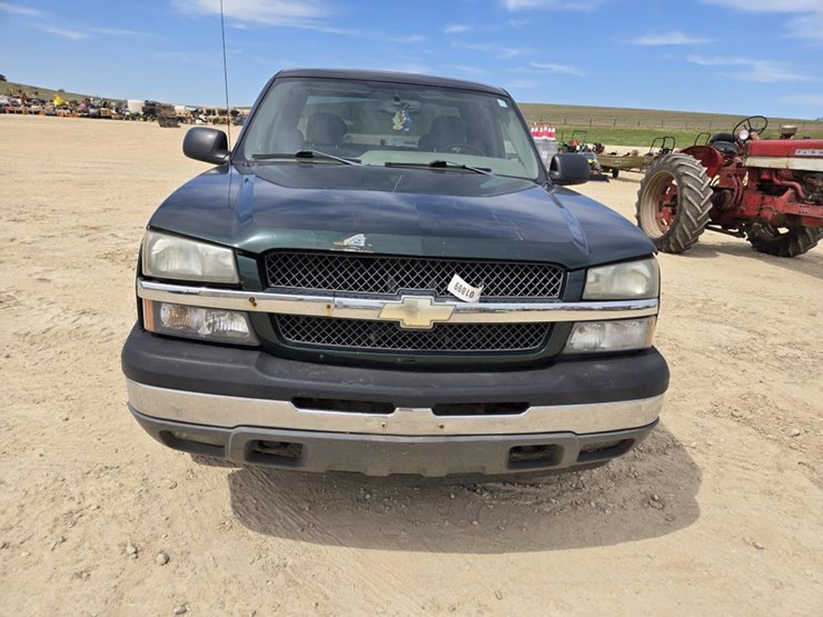 2004-chevrolet-1500-image-2