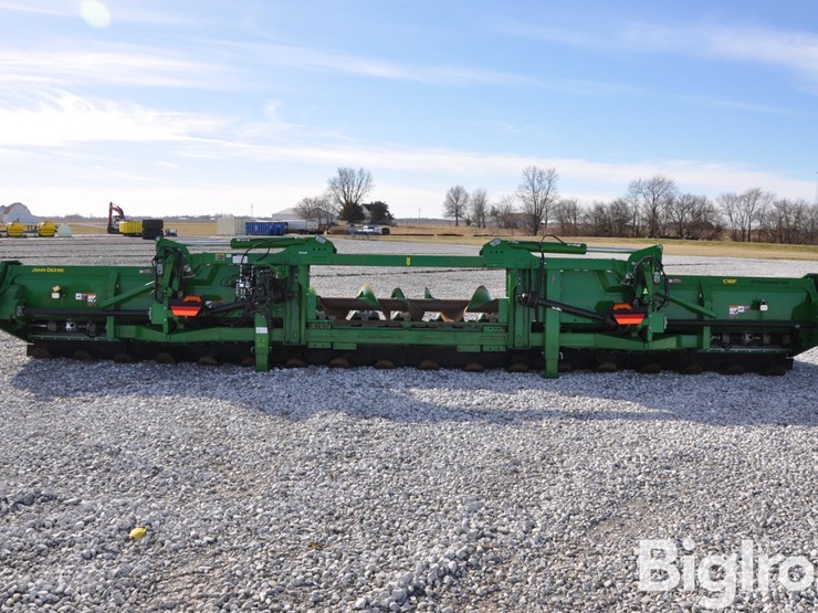 2023-john-deere-c18f-image-6