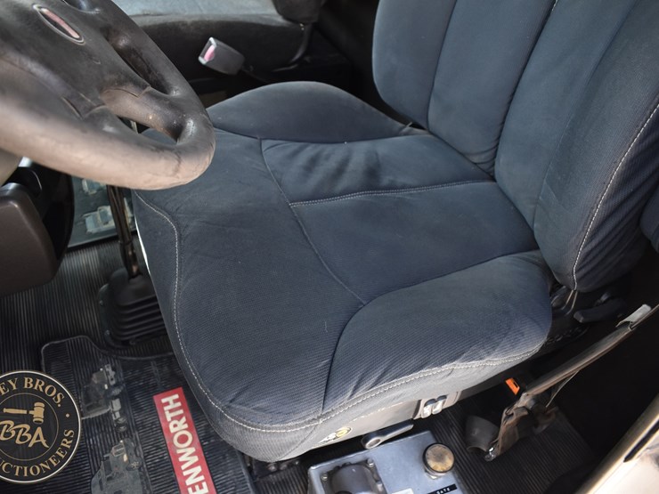 2007-kenworth-t800-image-47