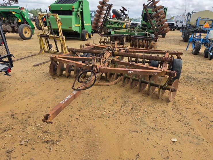 157---10-12-ft-pull-type-hydraulic-harrow-image-1