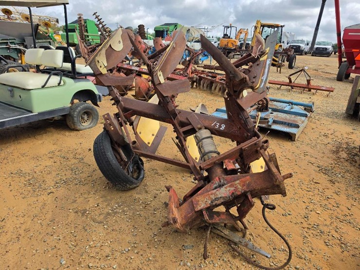 138---3-bottom-flip-plow-image-1