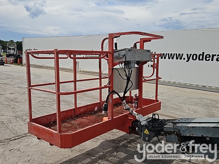 2018-skyjack-sj40t-image-14