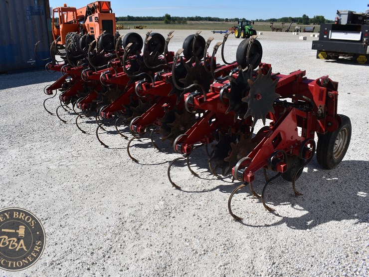 case-ih-183-image-1