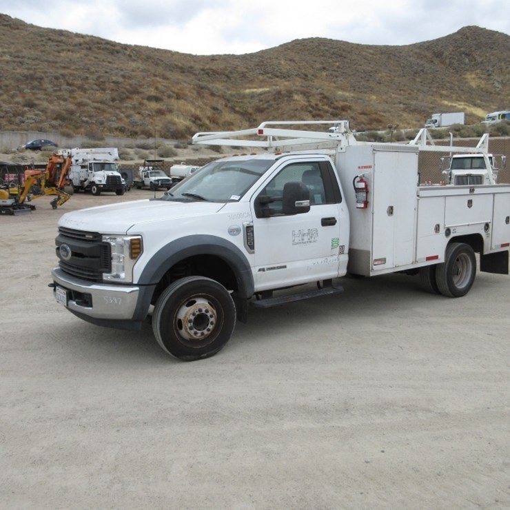 2019 FORD F550 XL SD