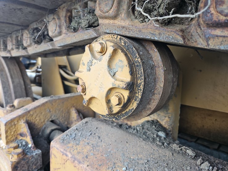 1985-dresser-td-8e-crawler-dozer-image-14