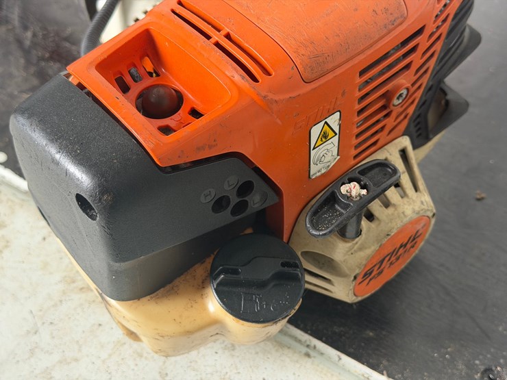 #6045-•-stihl-fs131r-string-trimmer-image-3