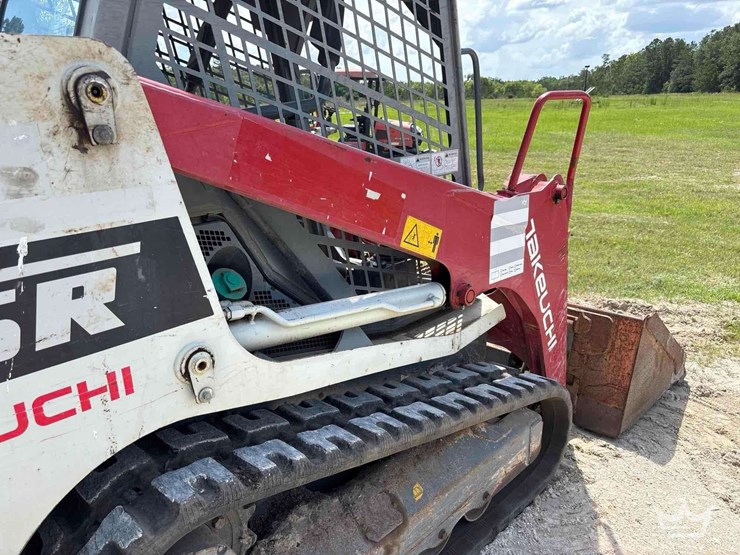 2020-takeuchi-tl6r-image-14