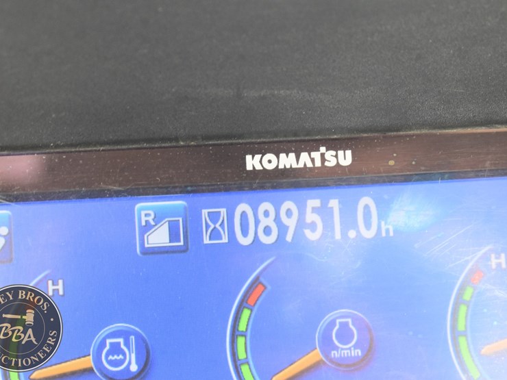 2014-komatsu-d65wx-17-image-36