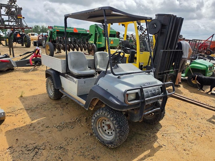 club-car-carryall-272-image-5