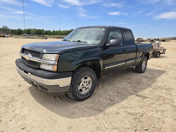 2004-chevrolet-1500-image-1