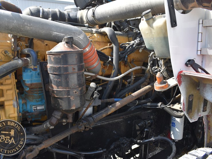 2007-kenworth-t800-image-27
