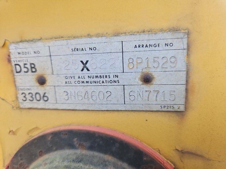 caterpillar-d5b-image-32