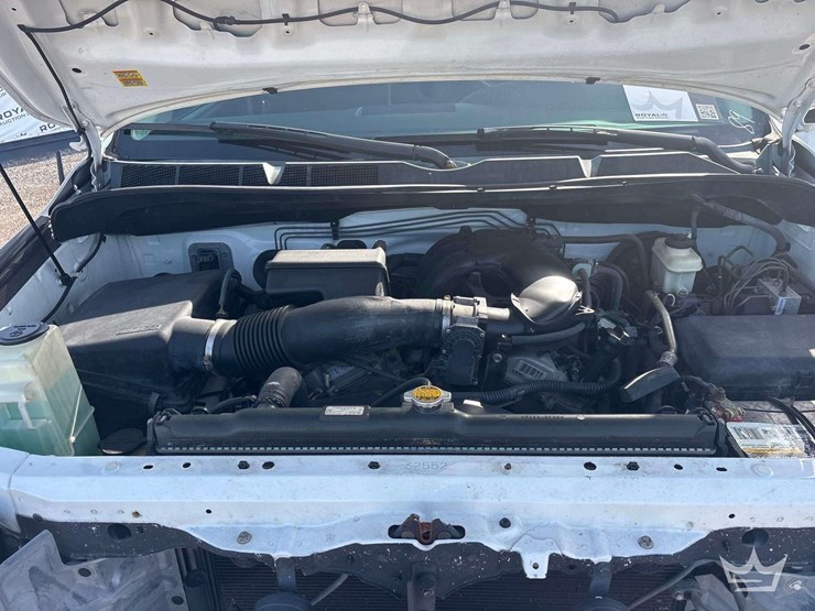 2011-toyota-tundra-image-7