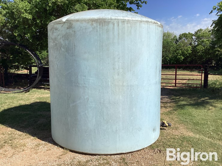 3,000-gal-storage-tank-image-4