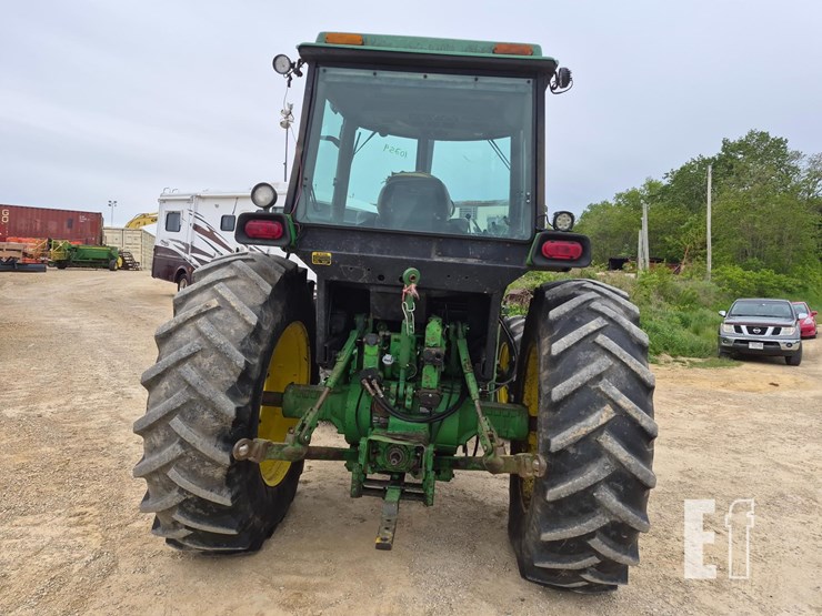 john-deere-4450-image-10