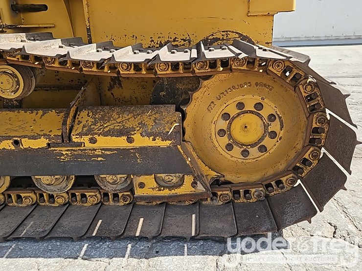 2006-deere-450j-lgp-image-23