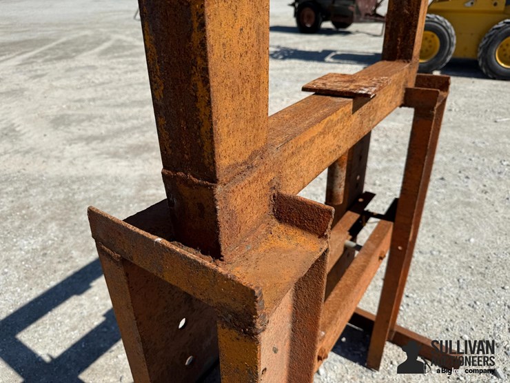 shop-built-press-image-14