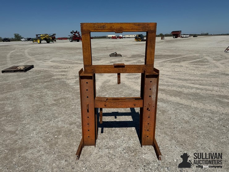 shop-built-press-image-2
