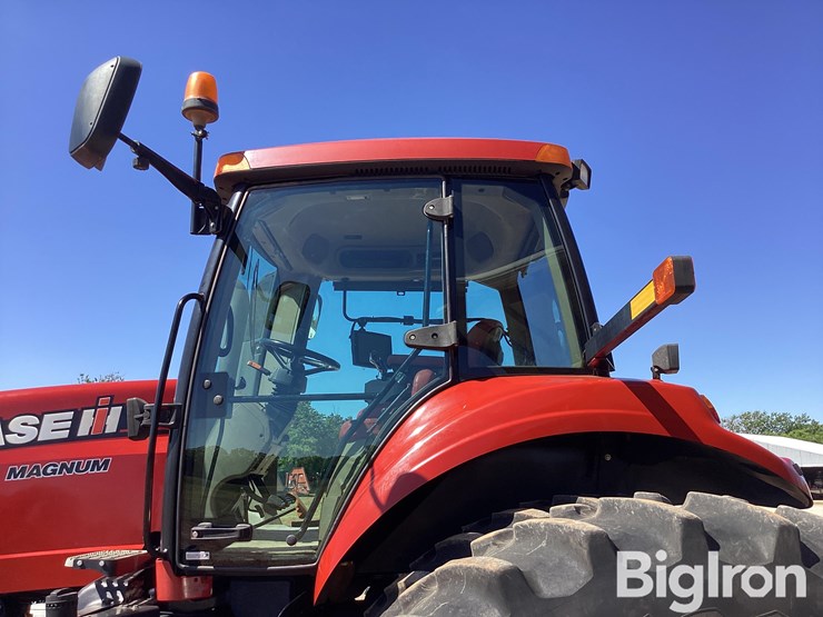 2011-case-ih-magnum-260-image-15