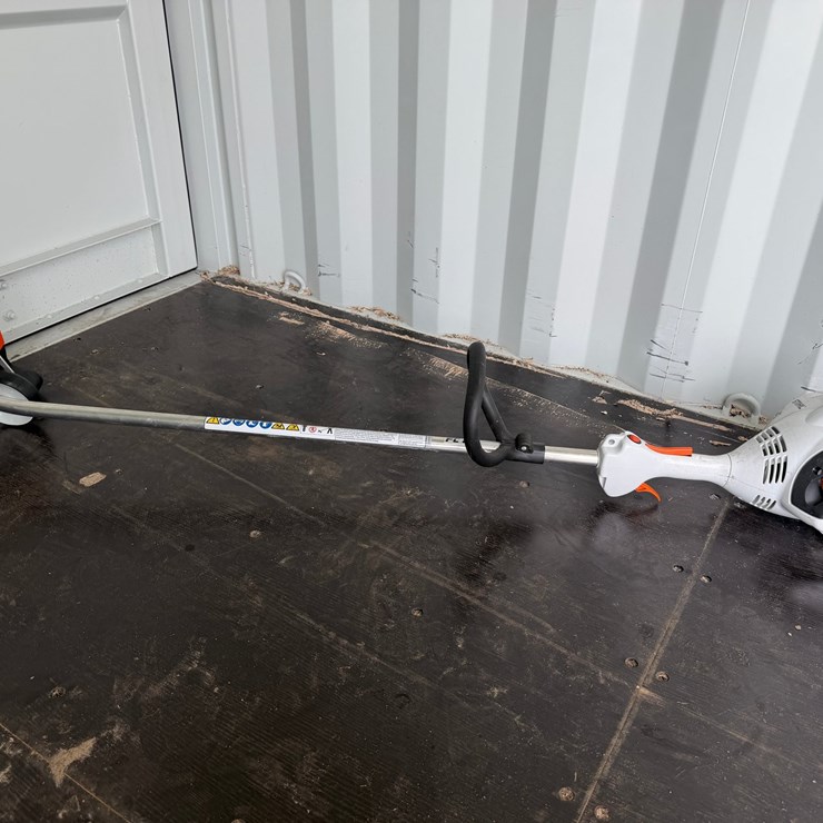 #6023 • STIHL FC56 Edger