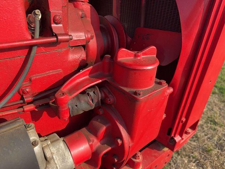 mccormick-deering-w-30-image-27