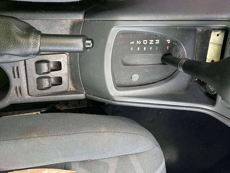 2011-ford-transit-connect-image-17