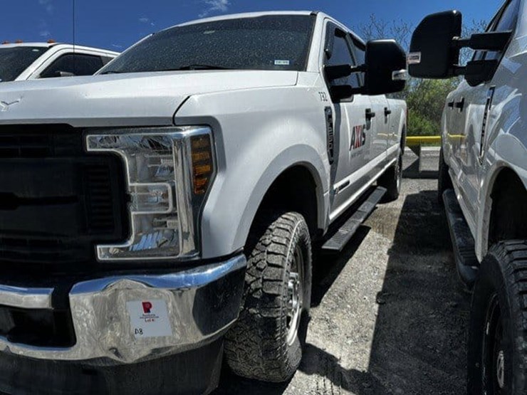 2018-ford-f250-image-2