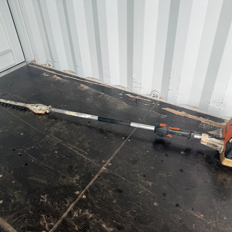 #6076 • STIHL FS91R 2.5' Hedge Trimmer