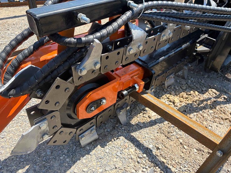 new-mower-king-ecssct72-hydraulic-skid-steer-trencher-attachment-image-1