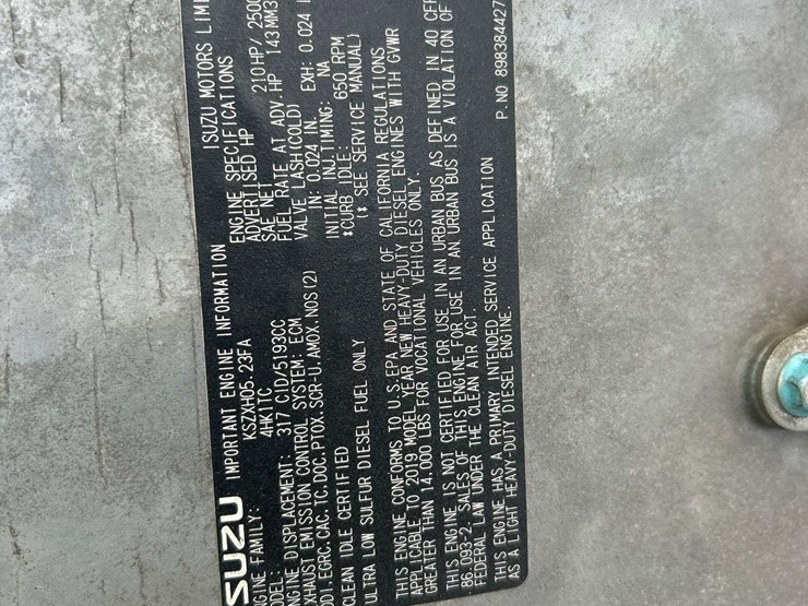 2020-isuzu-nrr-image-10