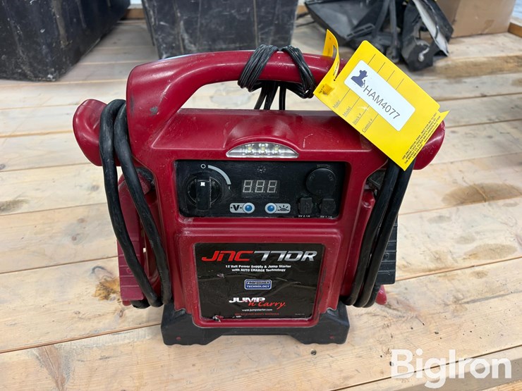 jnc-770r-12-volt-jump-pack-image-1
