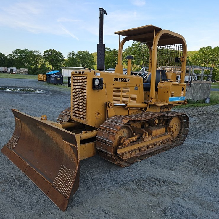 1985 DRESSER TD-8E CRAWLER DOZER